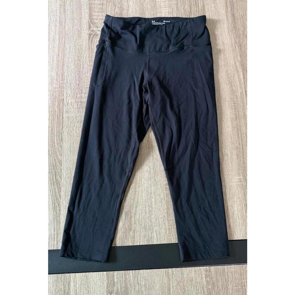 Under Armour Capri Leggings - Black - Medium